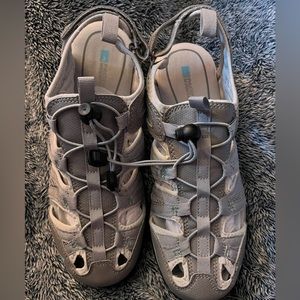 Pacific mountain men’s sandals